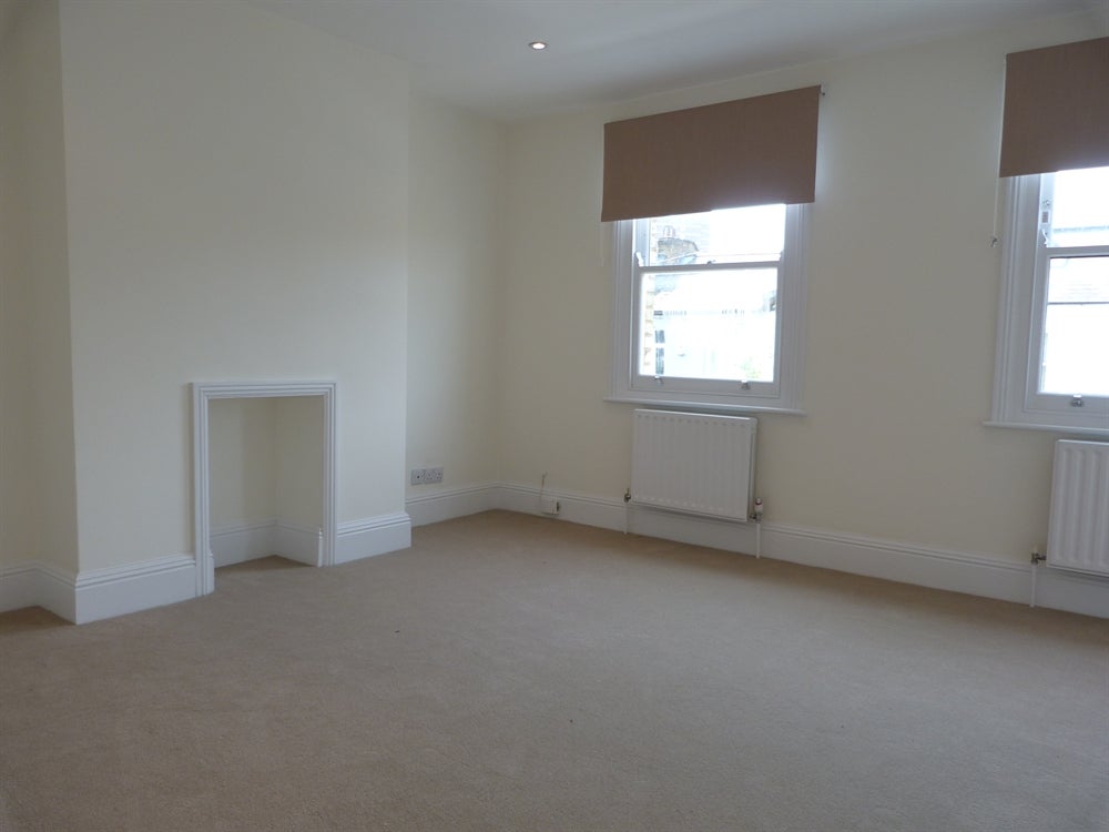 Flat Tadmor Street in London
