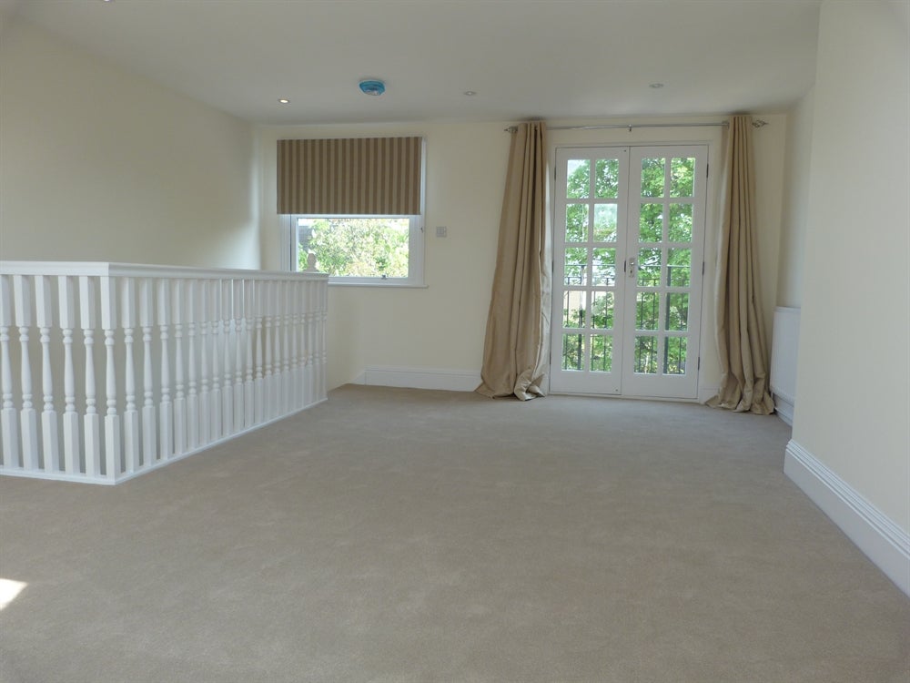 Flat Tadmor Street in London