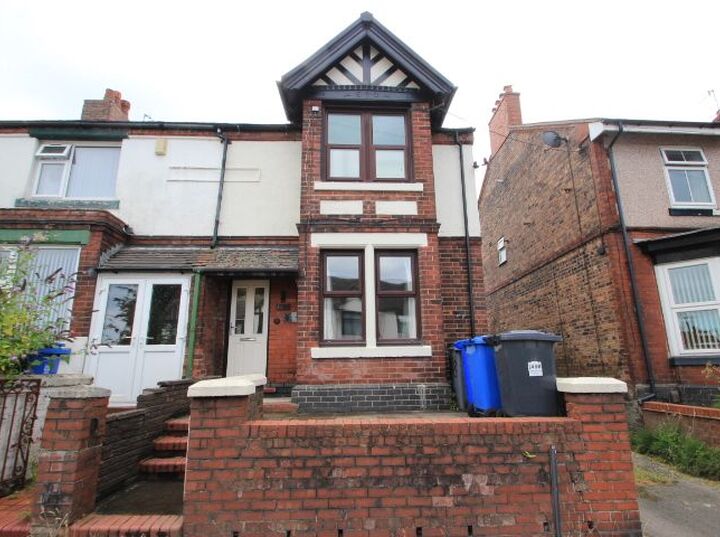 Flat Werrington Road in Stoke-on-Trent