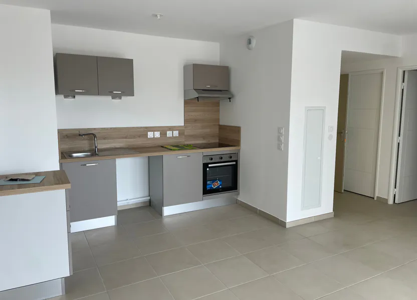 Appartement Rue Jean-Henri Fabre à Monteux