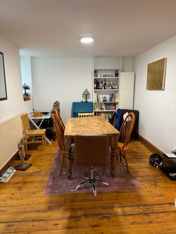 Room Parkholme Road in Greater London