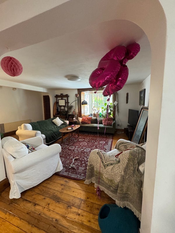 Room Parkholme Road in Greater London
