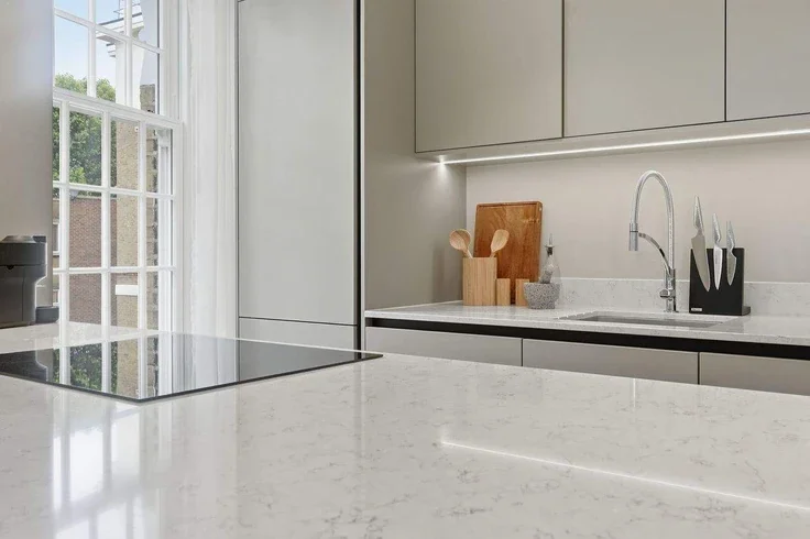 Flat Cheyne Walk in Greater London