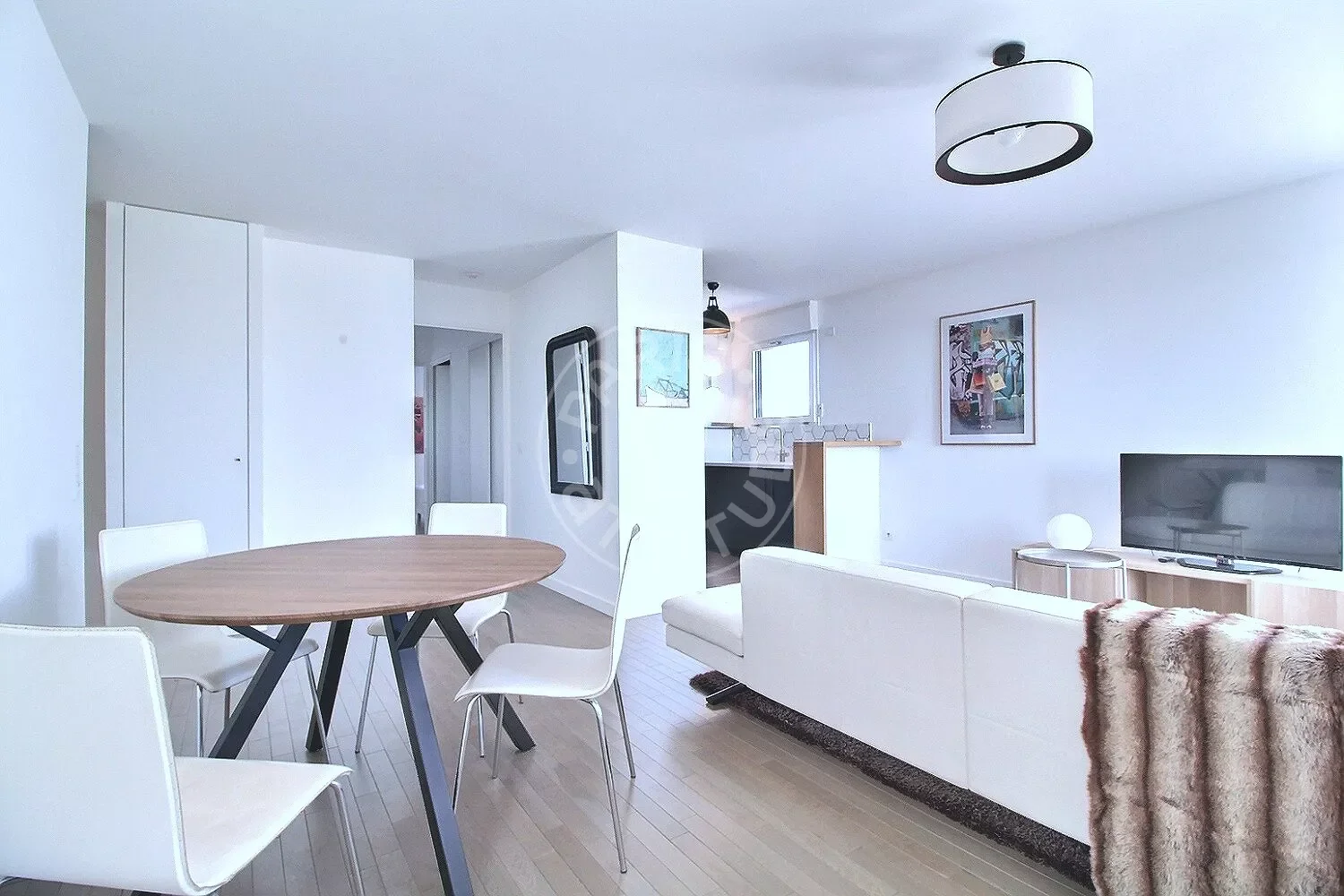 Appartement Rue Jacques Decour à Suresnes