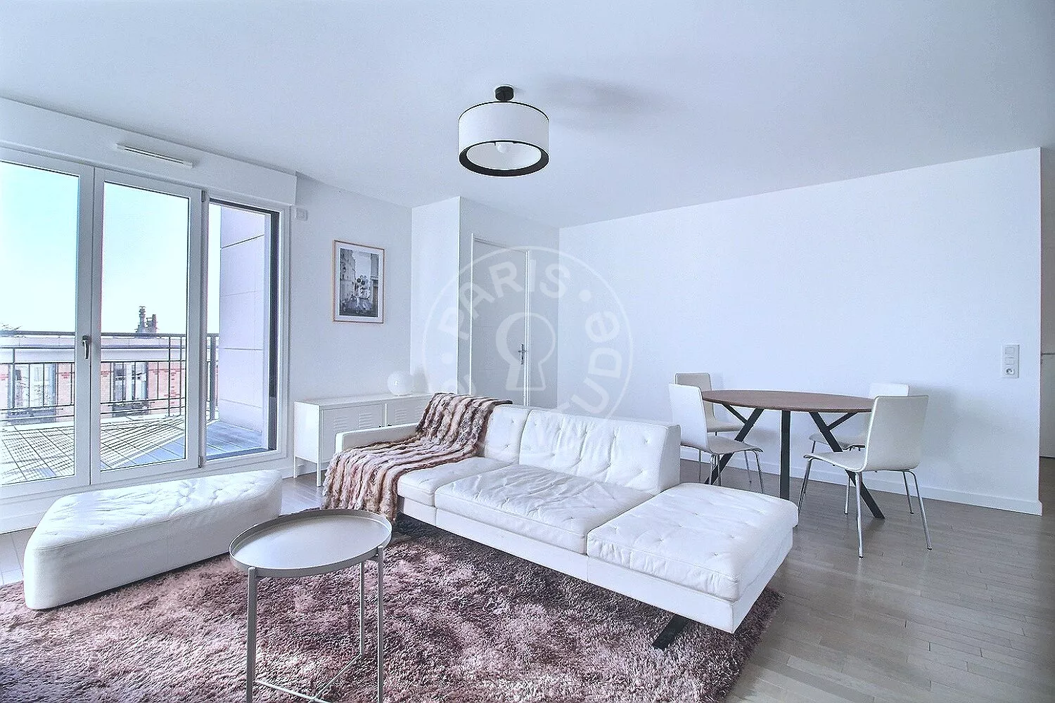 Appartement Rue Jacques Decour à Suresnes