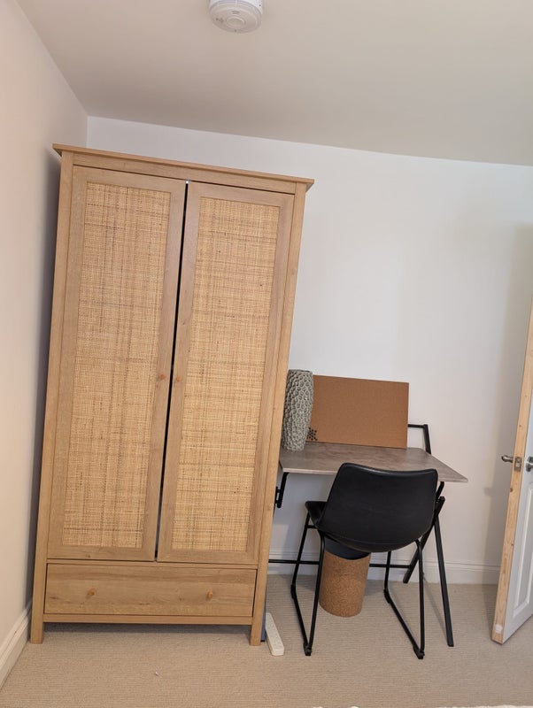 Room Hotwell Road in Bristol