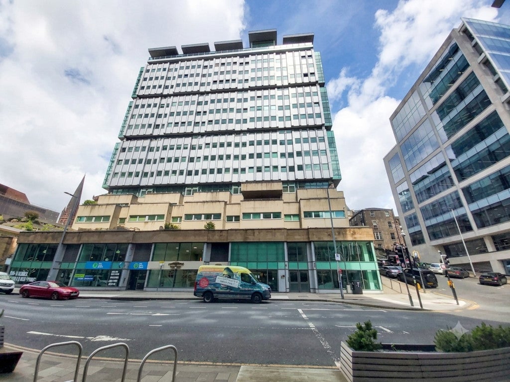 Flat Bothwell Street in Glasgow