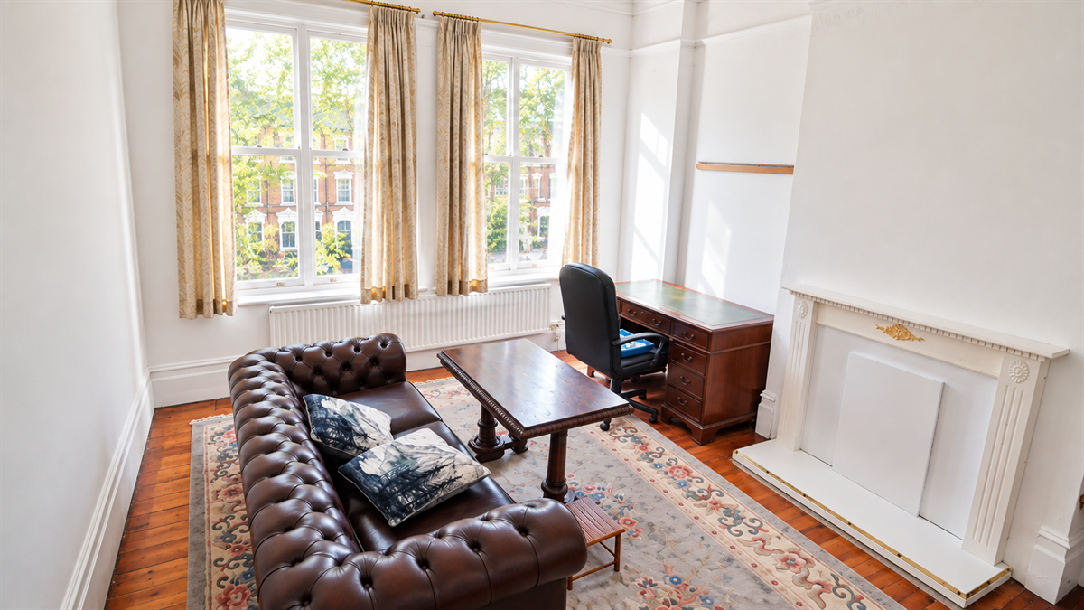 House Belmont Park in Greater London