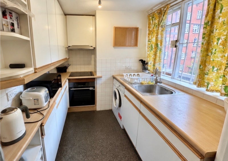 Flat Judd Street in Greater London