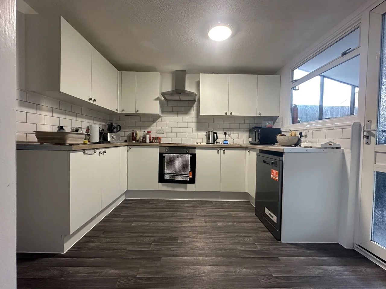 Room Glyne Way in Basildon
