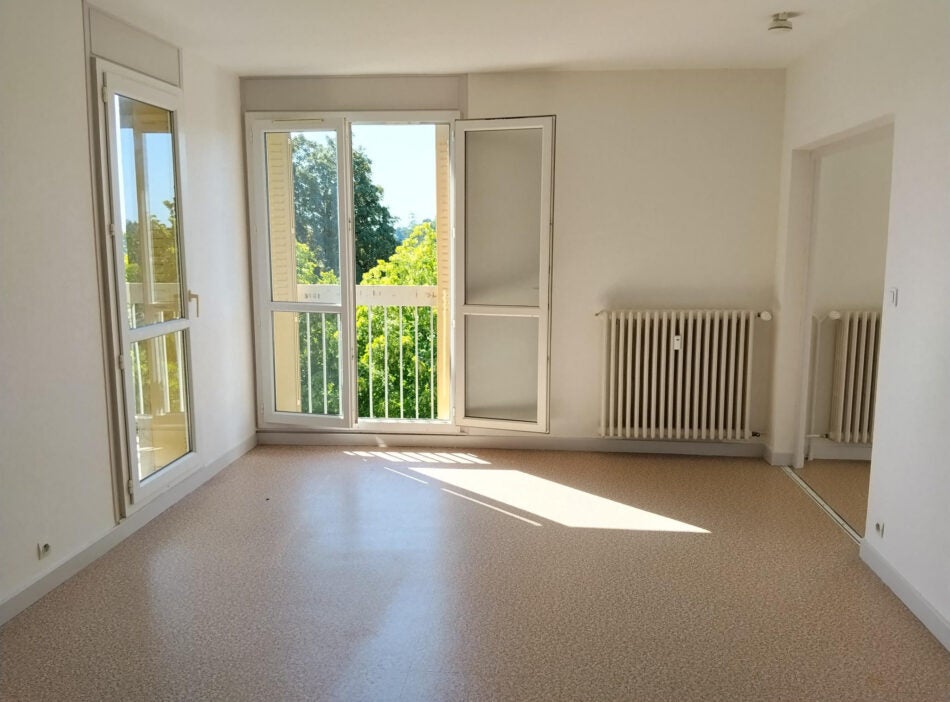 Appartement Grande Rue à Mézériat