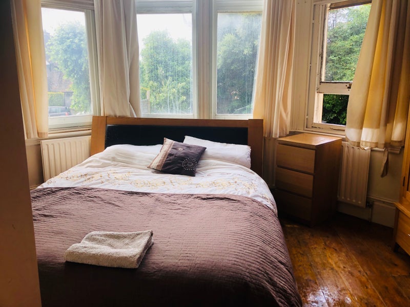 Room Trewartha Park in Weston-super-Mare