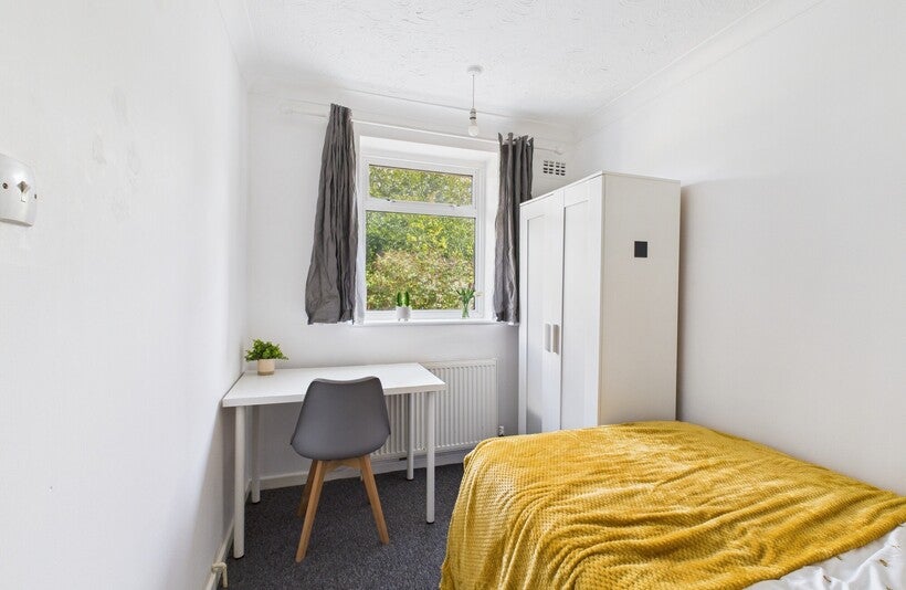 Room Wakefield Road in Norwich