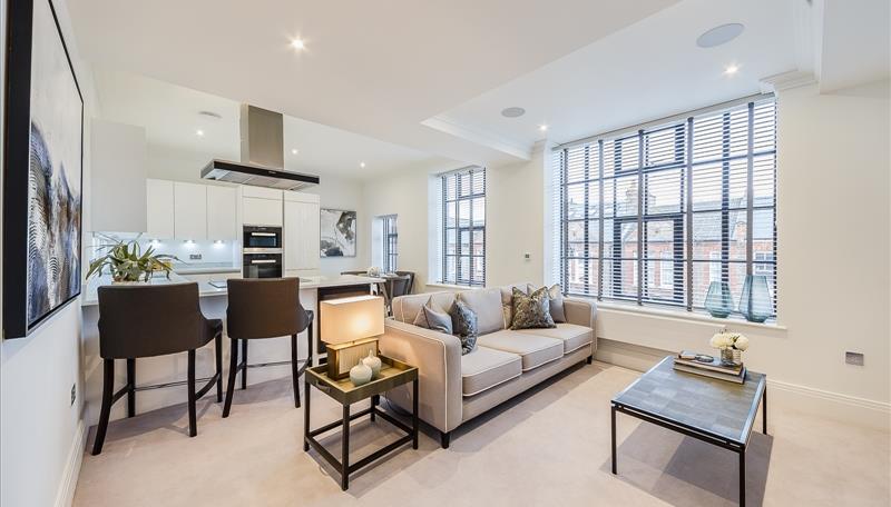 Flat Rainville Road in Greater London