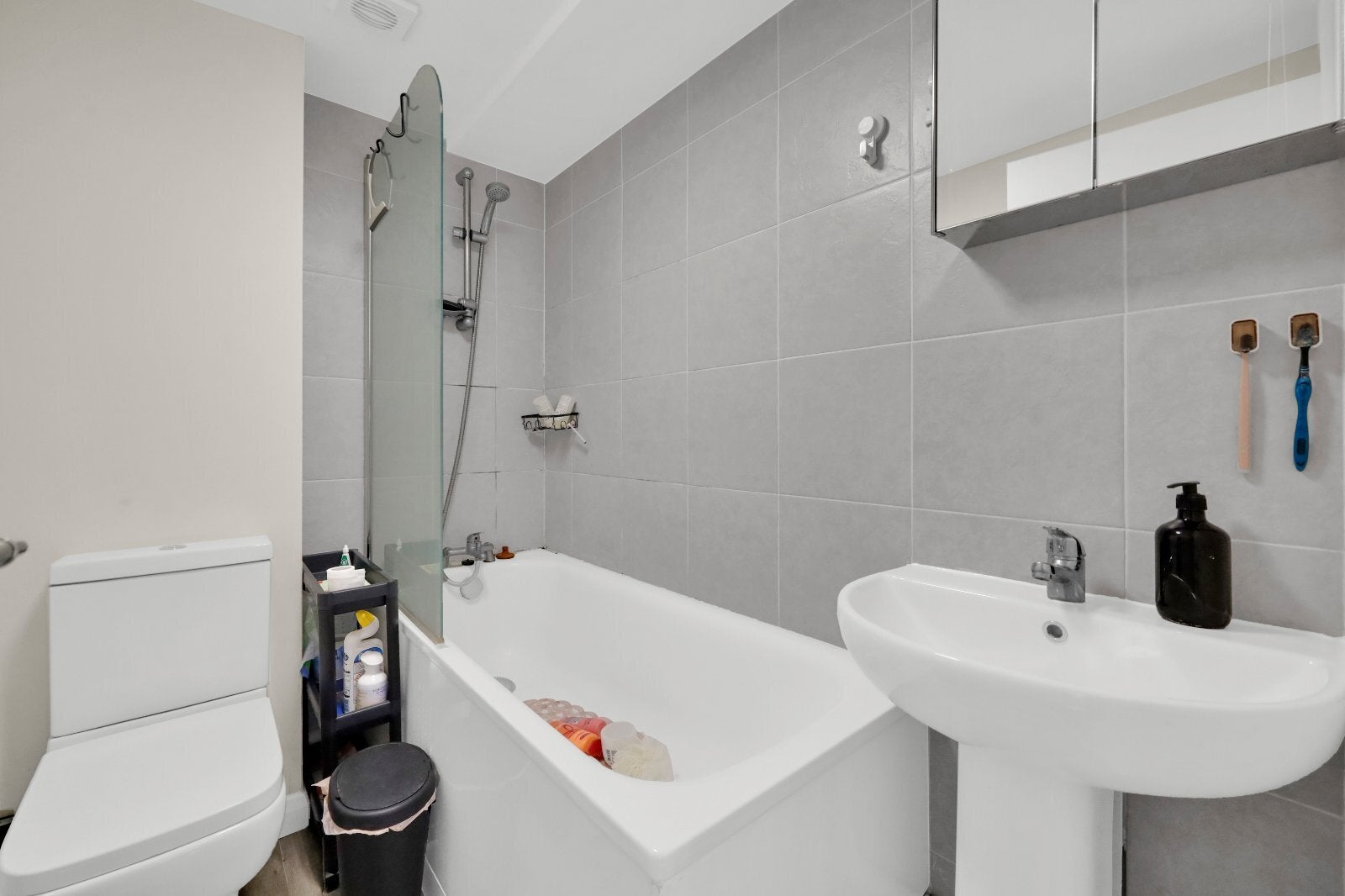 Flat Delancey Street in Greater London