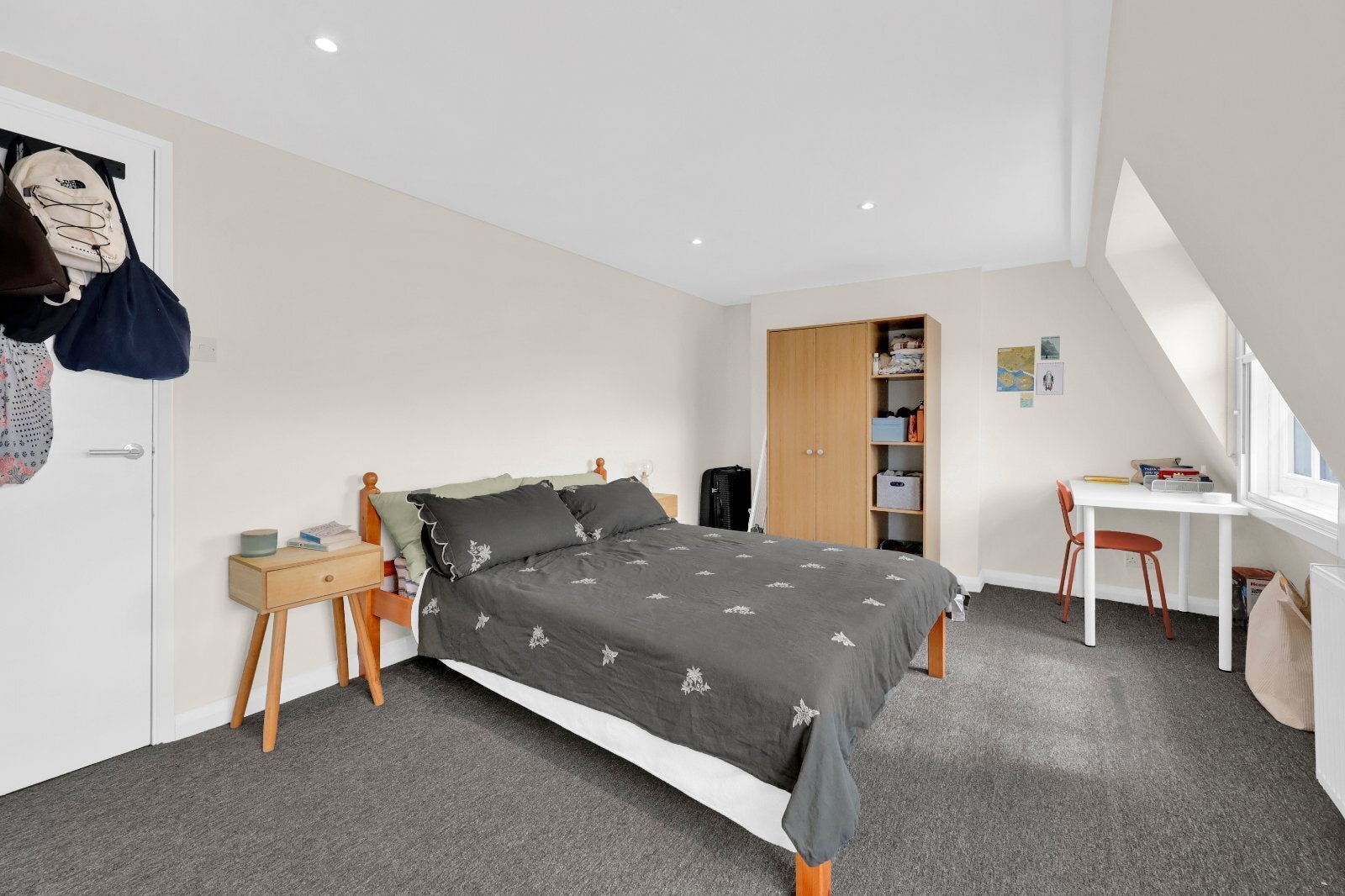 Flat Delancey Street in Greater London