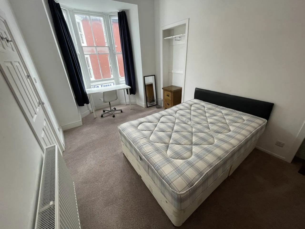 Flat Chalybeate Street in Aberystwyth
