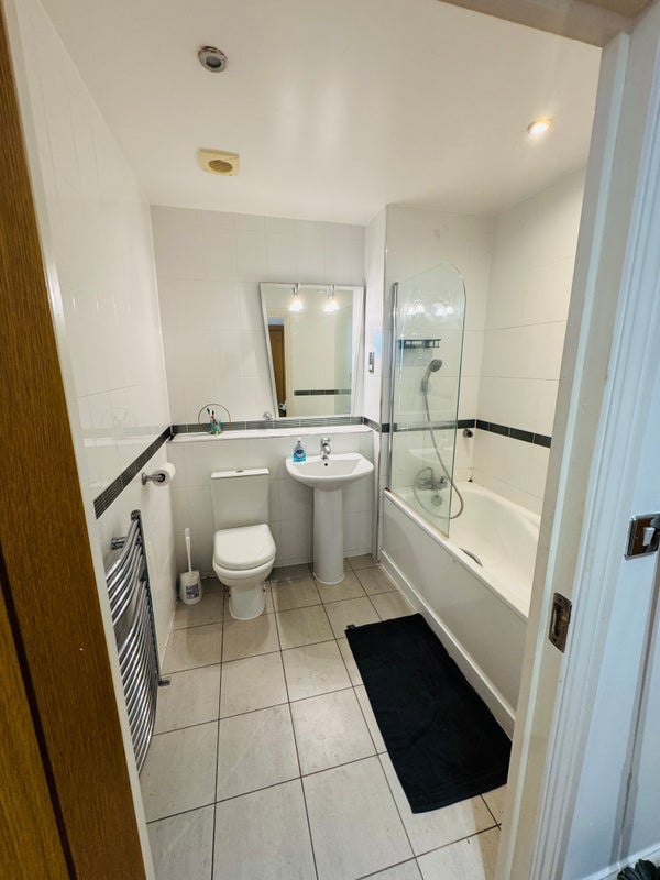 Room Tideslea Path in Greater London