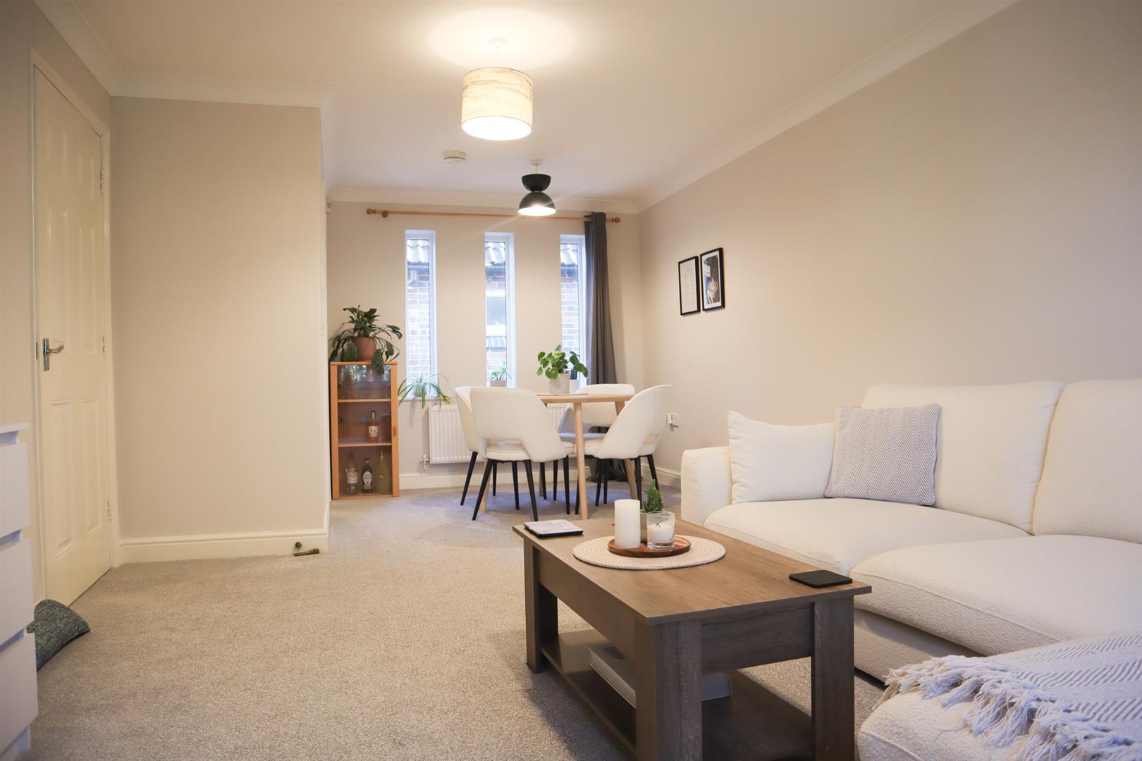 Flat Central Way in Clevedon