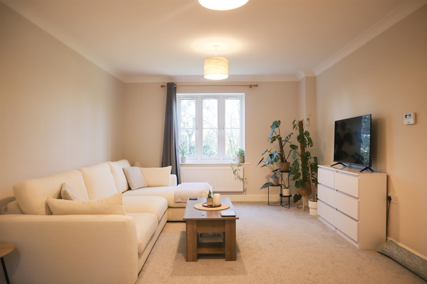Flat Central Way in Clevedon