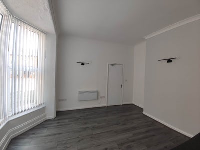 Flat Bowesfield Lane in Stockton-on-Tees