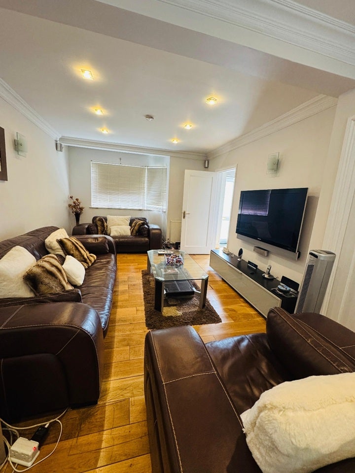 House Rannock Avenue in Greater London