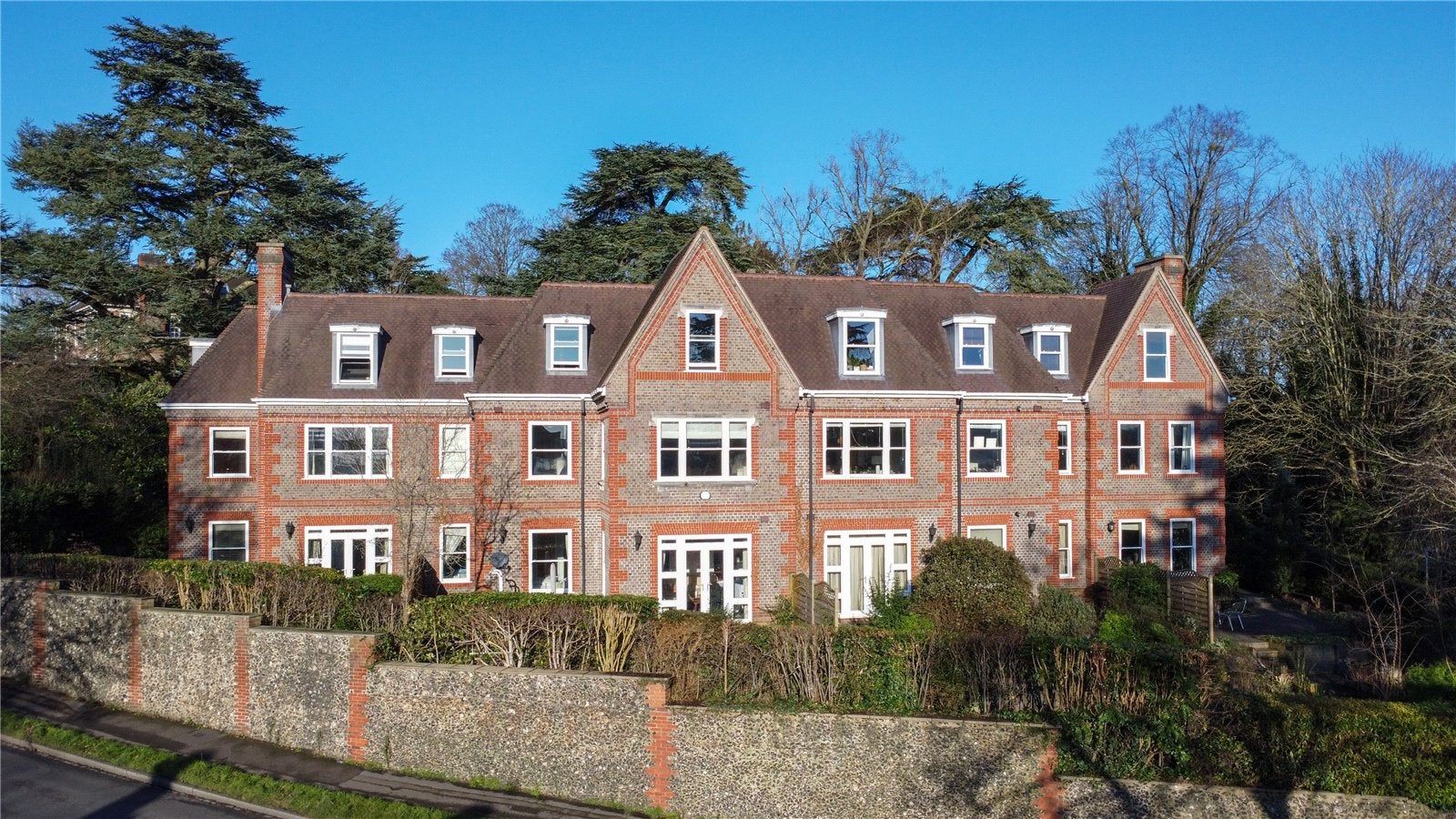 Flat St Peter's Hill in Reading