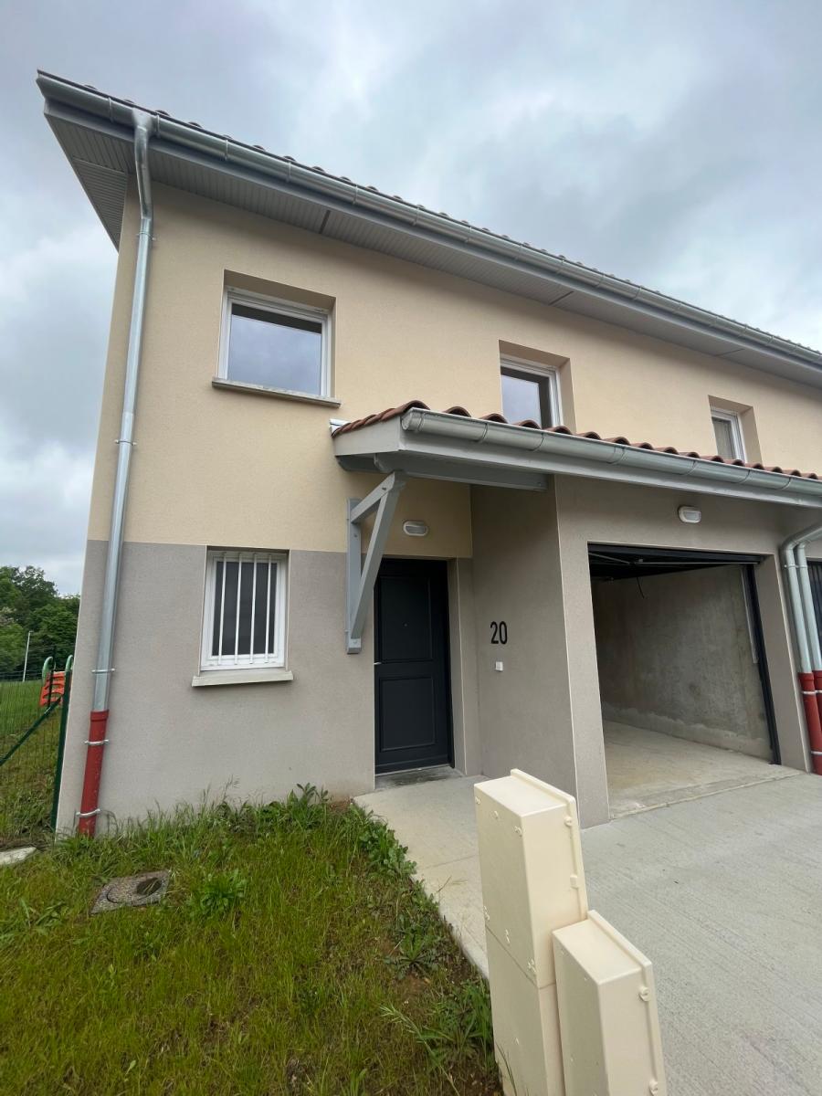 House Boulevard d'Erizole in L'Isle-d'Abeau
