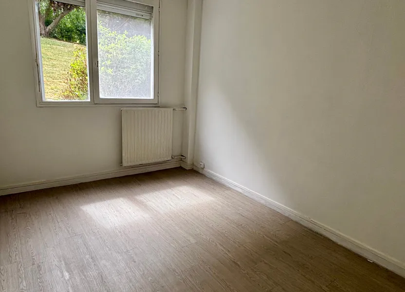 Appartement Chemin des Postes à Livry-Gargan