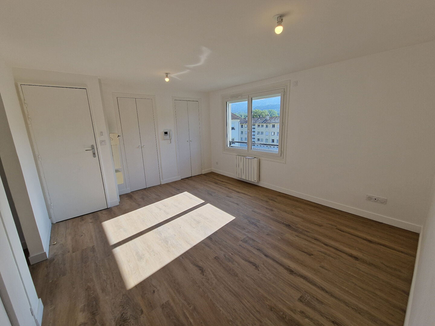Appartement Rue du Jura à Montréal-la-Cluse