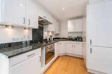 Flat Bingham Place in City of Westminster