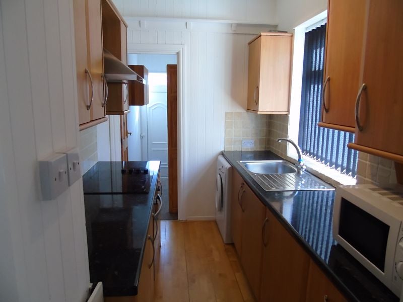 Flat Julian Avenue in Newcastle upon Tyne