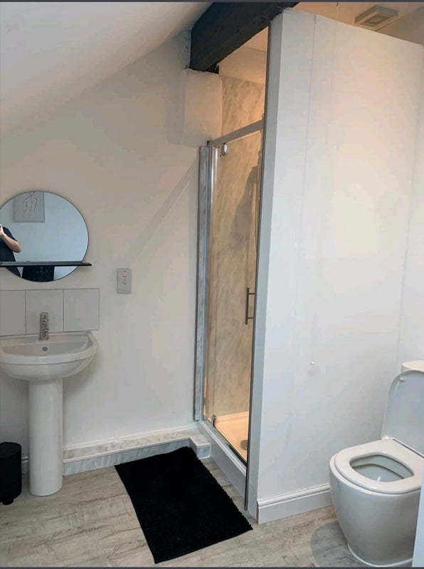 Room Roper Street in Liverpool