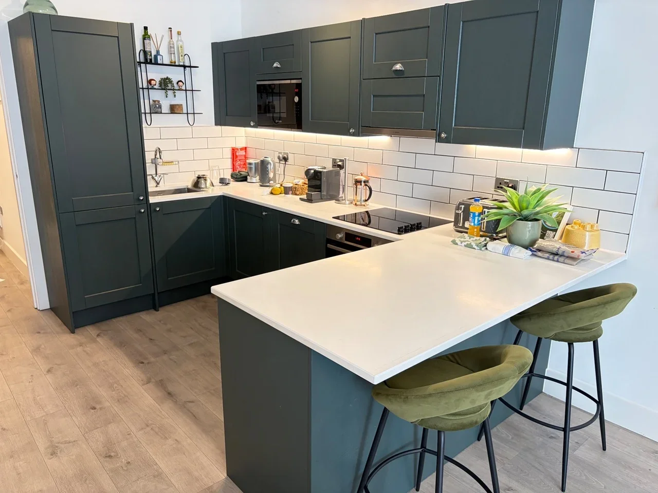 Flat Creffield Road in Greater London