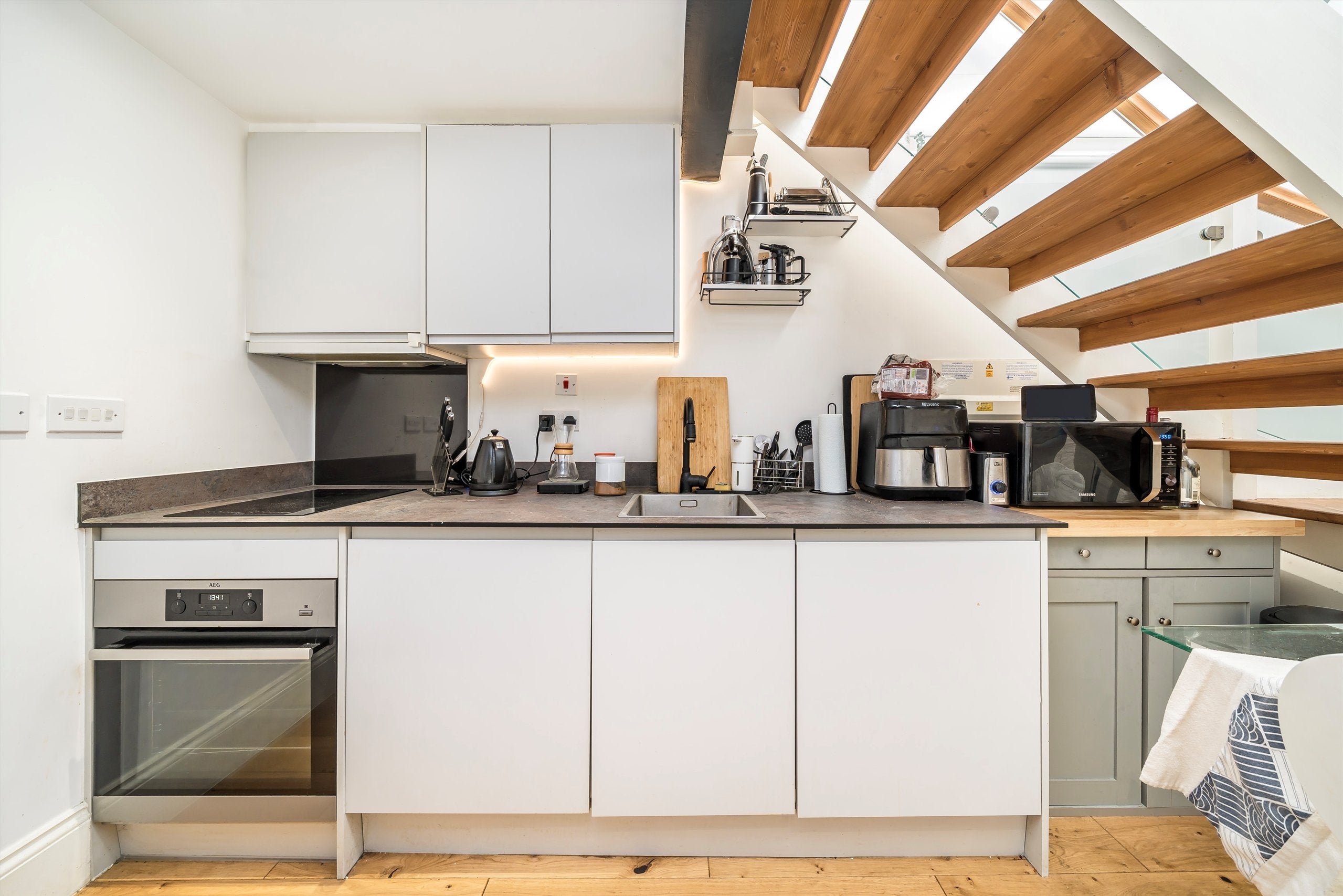 Flat Woodrow in Greater London