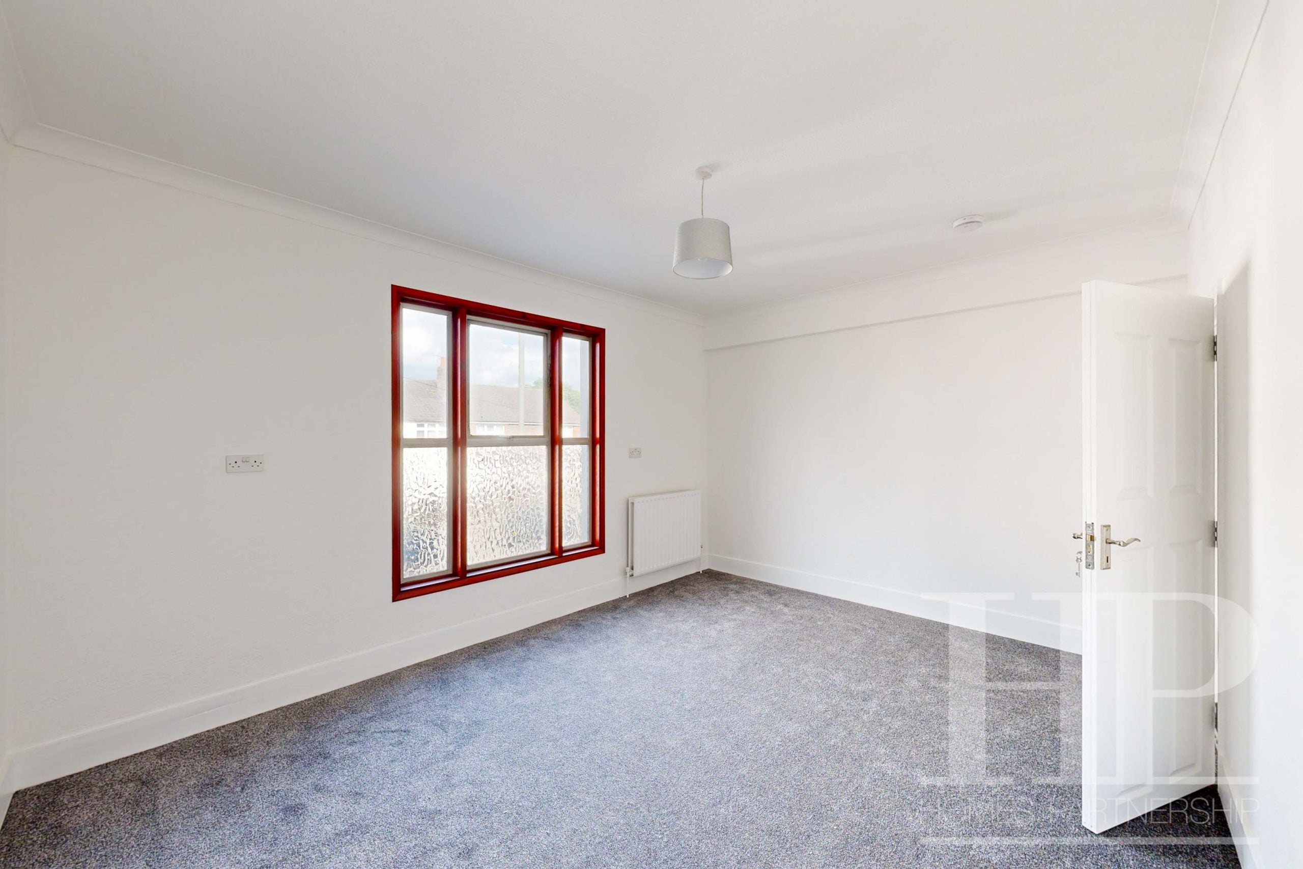 Room Balcombe Road in Reigate and Banstead