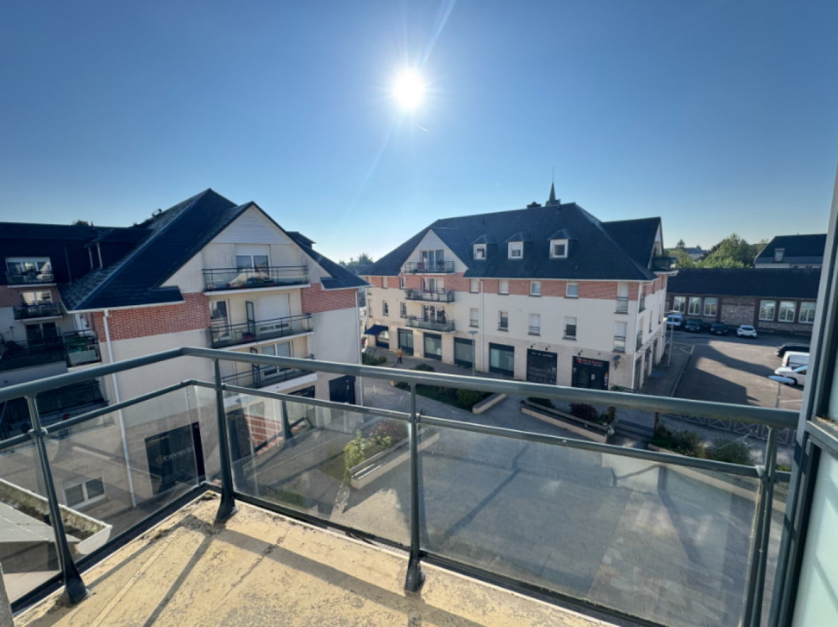 Flat Rue Jean Monnet in Le Mesnil-Esnard