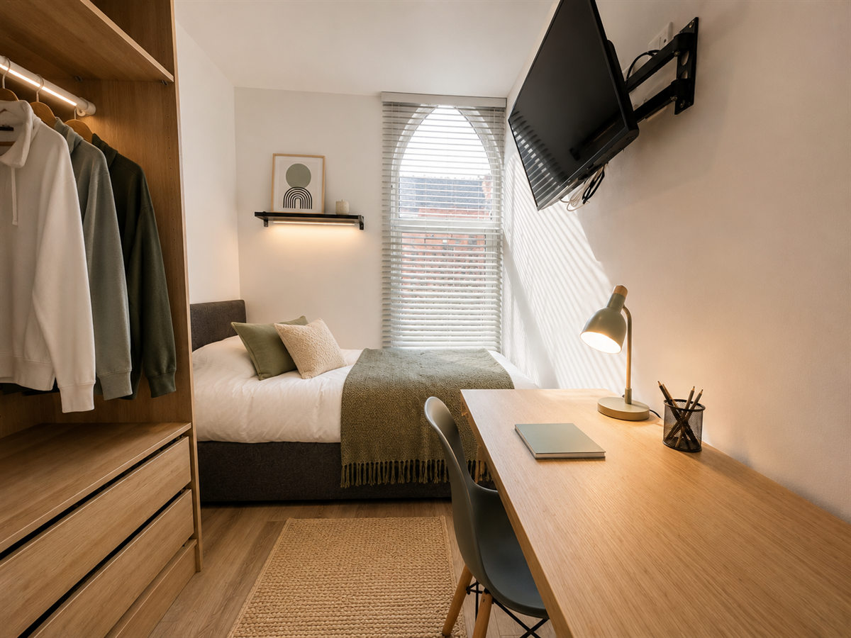 Flat Colwick Road in Nottingham