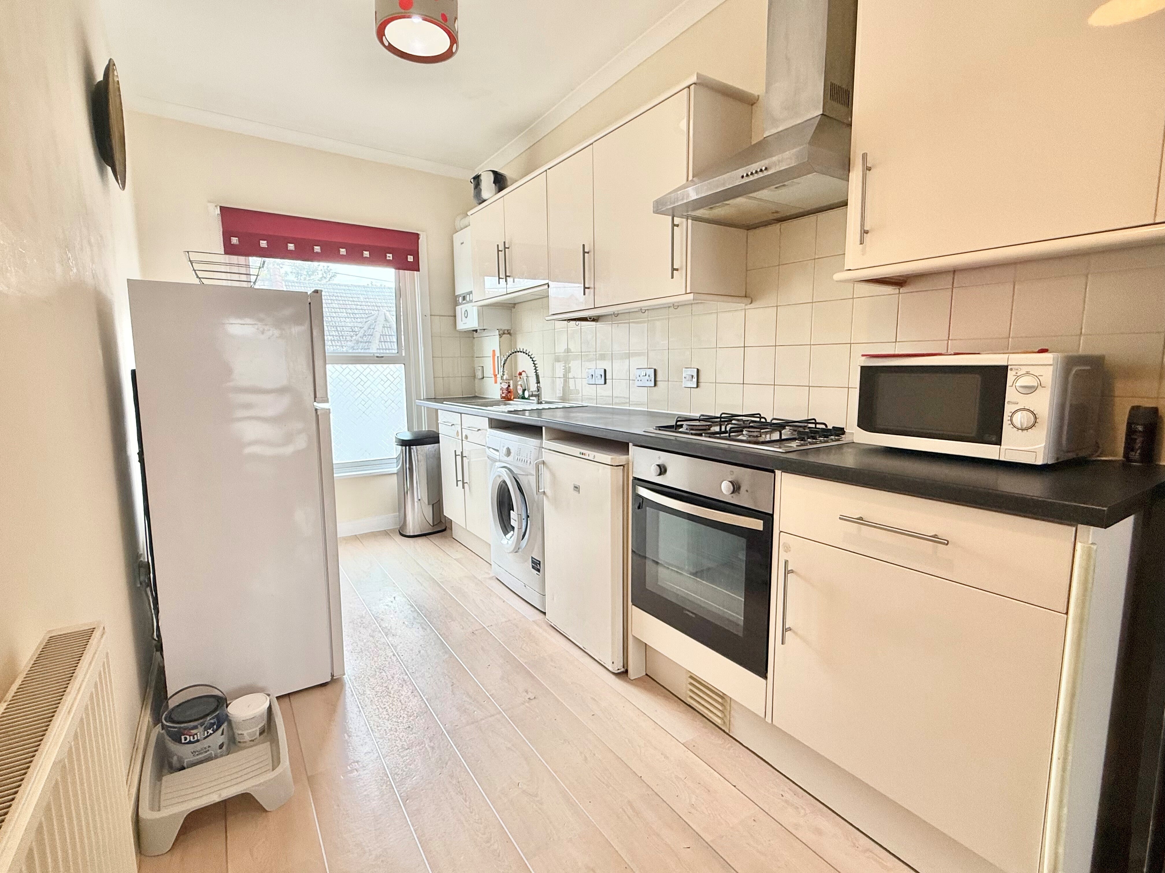 Flat Clarendon Road in Luton