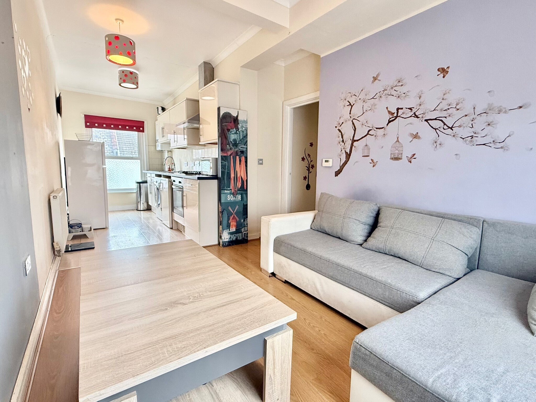 Flat Clarendon Road in Luton