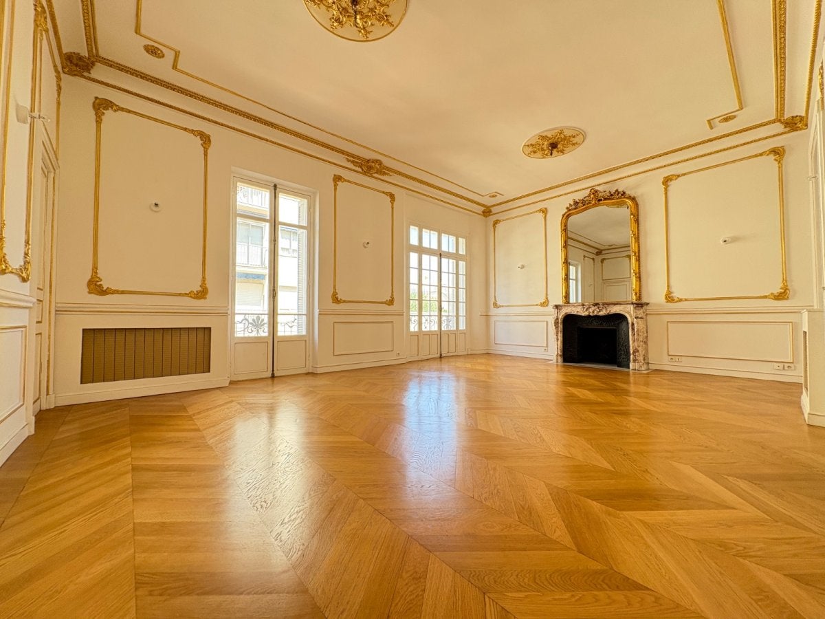 Appartement Rue du Maréchal Joffre à Nice