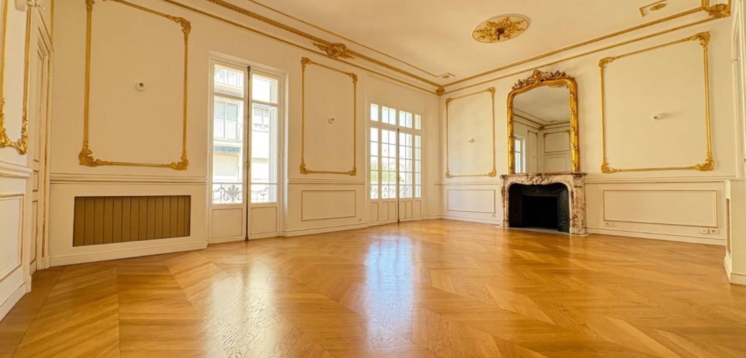 Appartement Rue du Maréchal Joffre à Nice