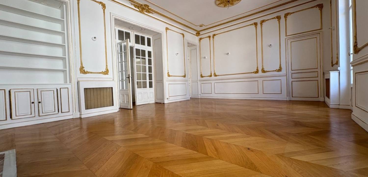 Appartement Rue du Maréchal Joffre à Nice