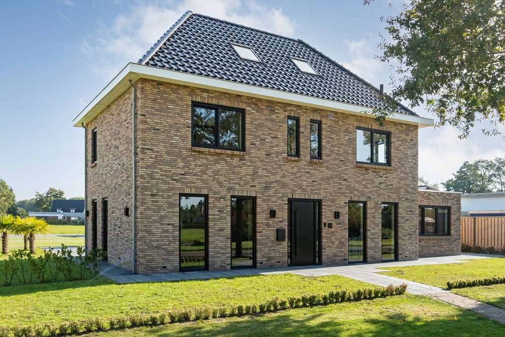 Huis Vredeman de Vrieslaan 68 in Almelo