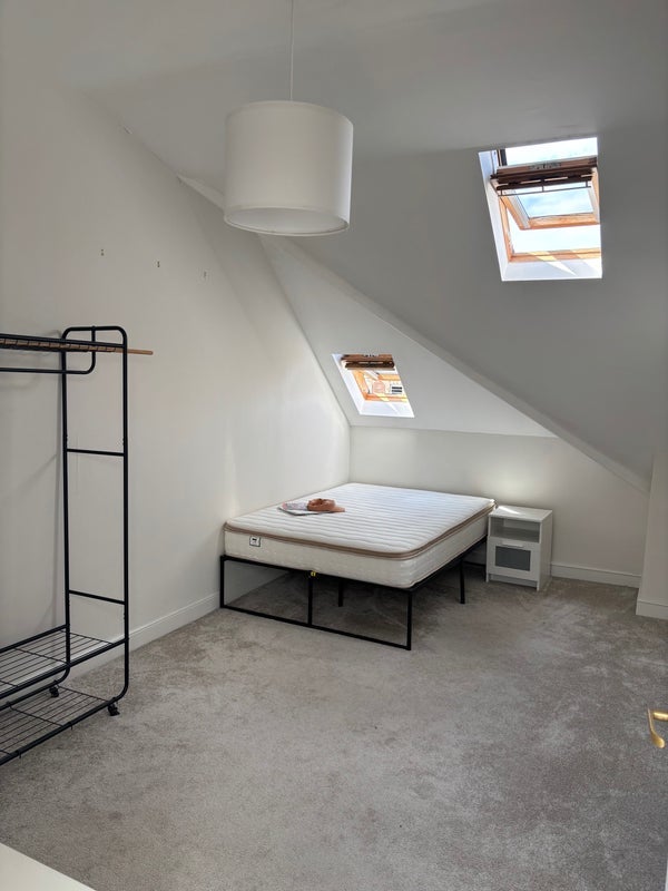 Room Apsley Road in Bristol