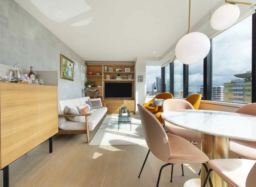 Flat Fann Street in City of London