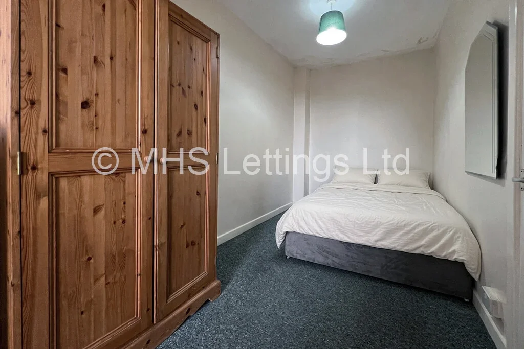 Flat Moorland Road in Leeds