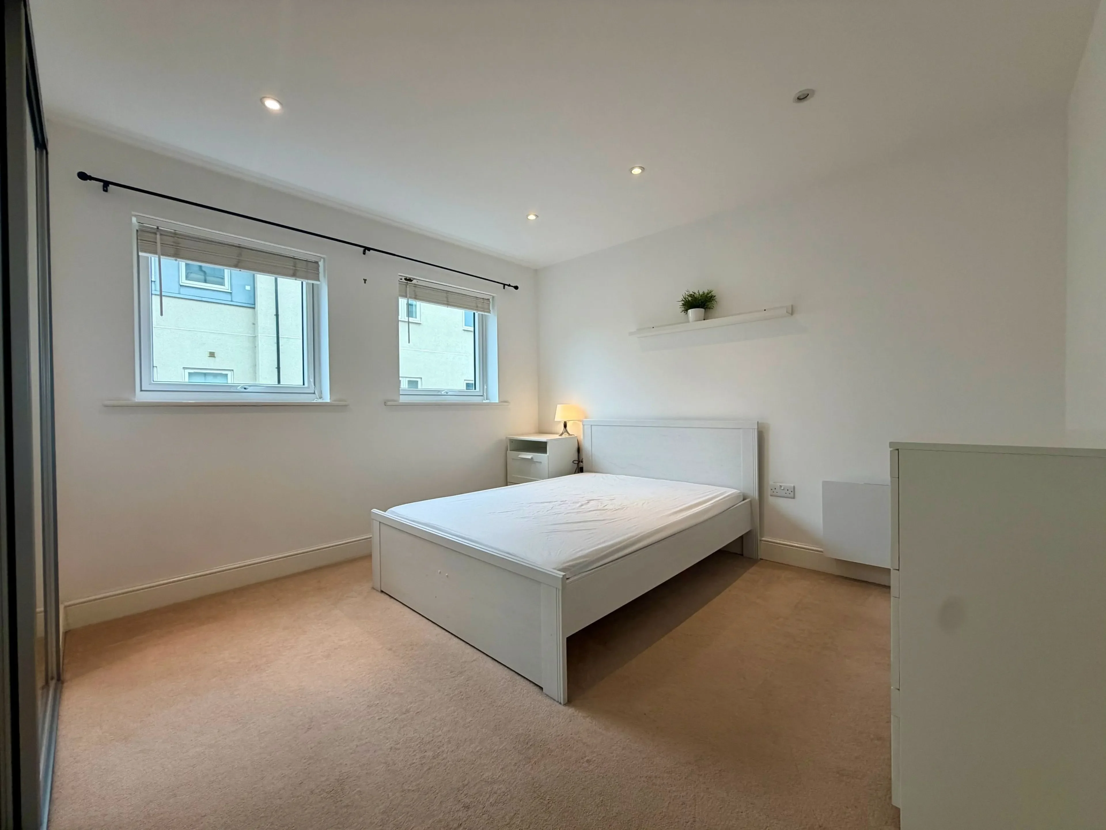 Flat Tatler Close in Warwick