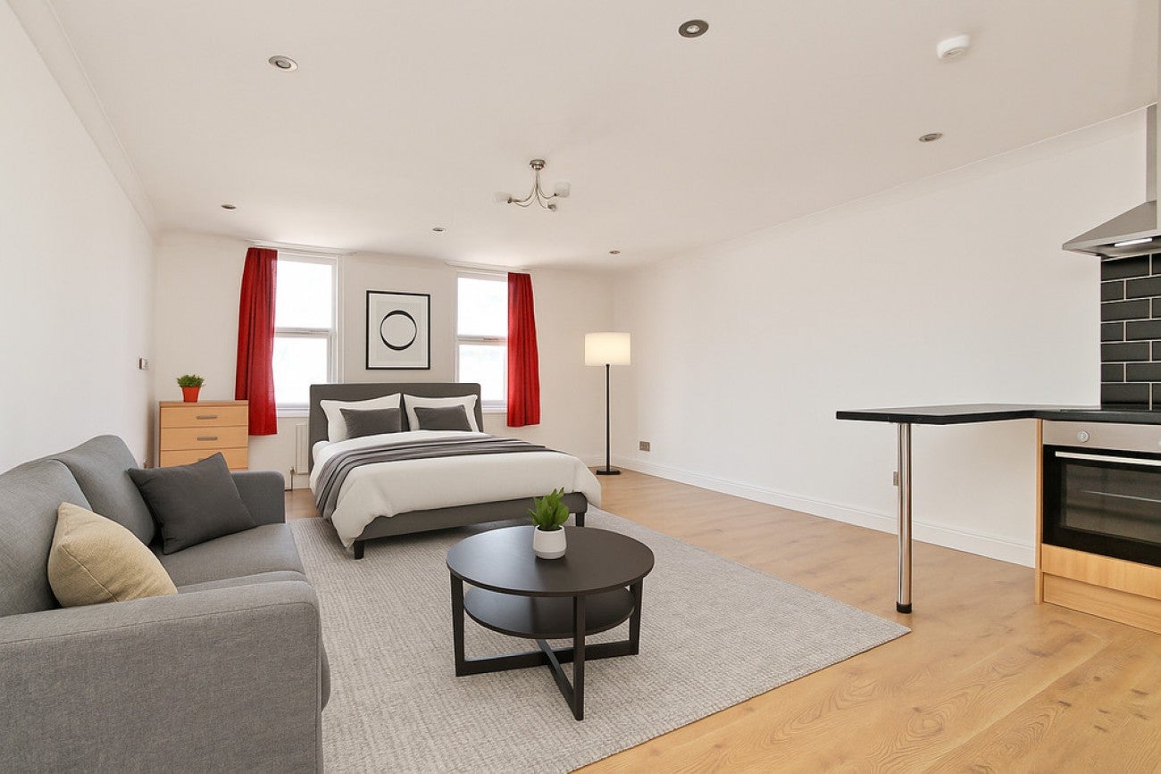 Flat Richard Street in Greater London