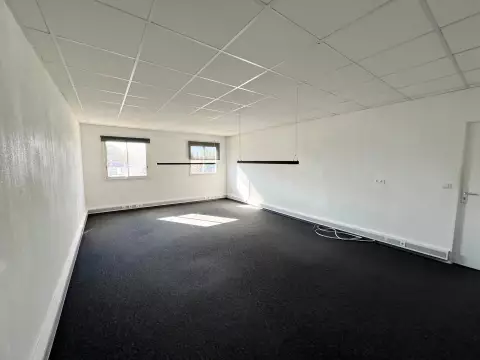 Flat Rue des Écoles in Venelles